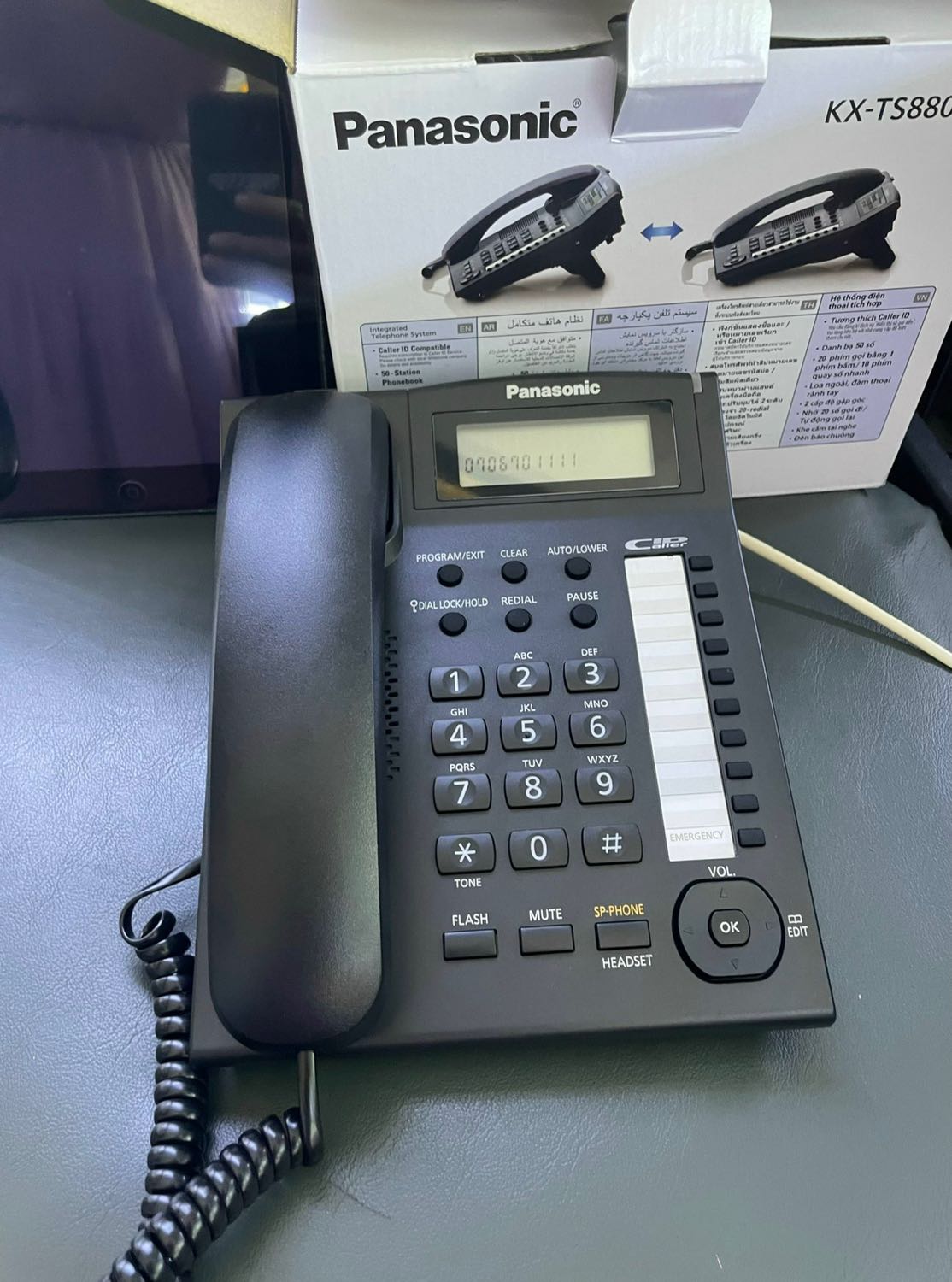 Hàng chính hãng, mẫu mới đẹp. Mua ở đây nhiều lần yên tâm hàng chuẩn. Verrygood!