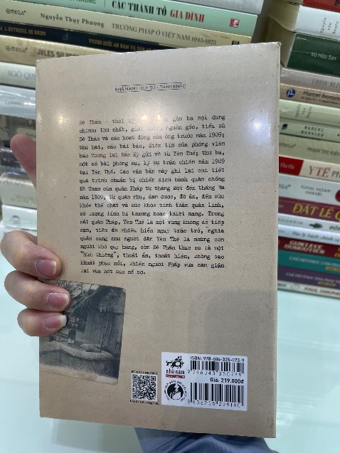 Sách mới còn bọc seal , lần này mình rất hài lòng về Tiki Trading . Giao hàng cực nhanh