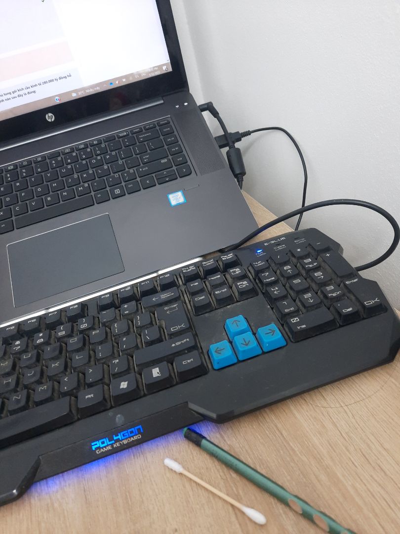 tạm ổn
cánh tủ ko có chỗ mở nên quá trình sử dụng gặp rất nhiều khó khăn
được cái tủ chắc chắn ko bị xô lệch