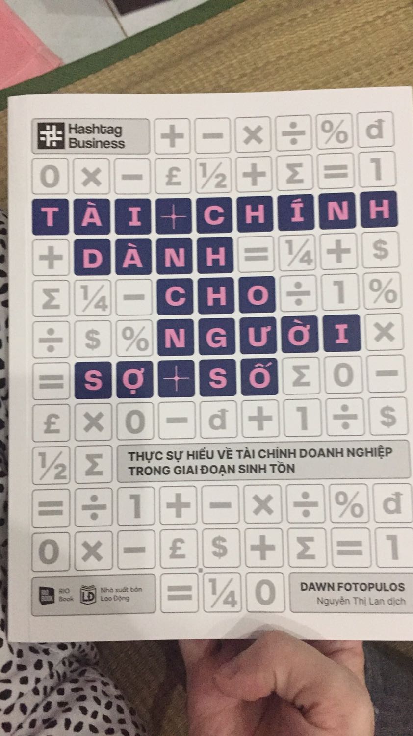 Một cuốn sách tuyệt vời cho người mới bắt đầu. Nếu chỉ là lý thuyết suông thì ko khác gì sách hay tài liệu mà bạn có thể tìm trên mạng. Quan trọng là tác giả chắt lọc nhưng gì cơ bản nhất để nói cho dễ hiểu và có cả những con số định mức theo kinh nghiệm để bạn tham khảo là mỗi chỉ số nên ở mức nào. Ngoài ra còn một số kinh nghiệm xương máu của tác giả trong quá trình khởi nghiệp cũng được đưa vào đây khiến cuốn sách trở nên thu hút hơn!