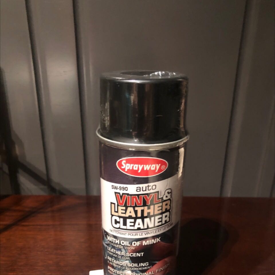 Chai xịt dạng bọt nên ko quen như loại dung dịch.chất tướng cũng ok