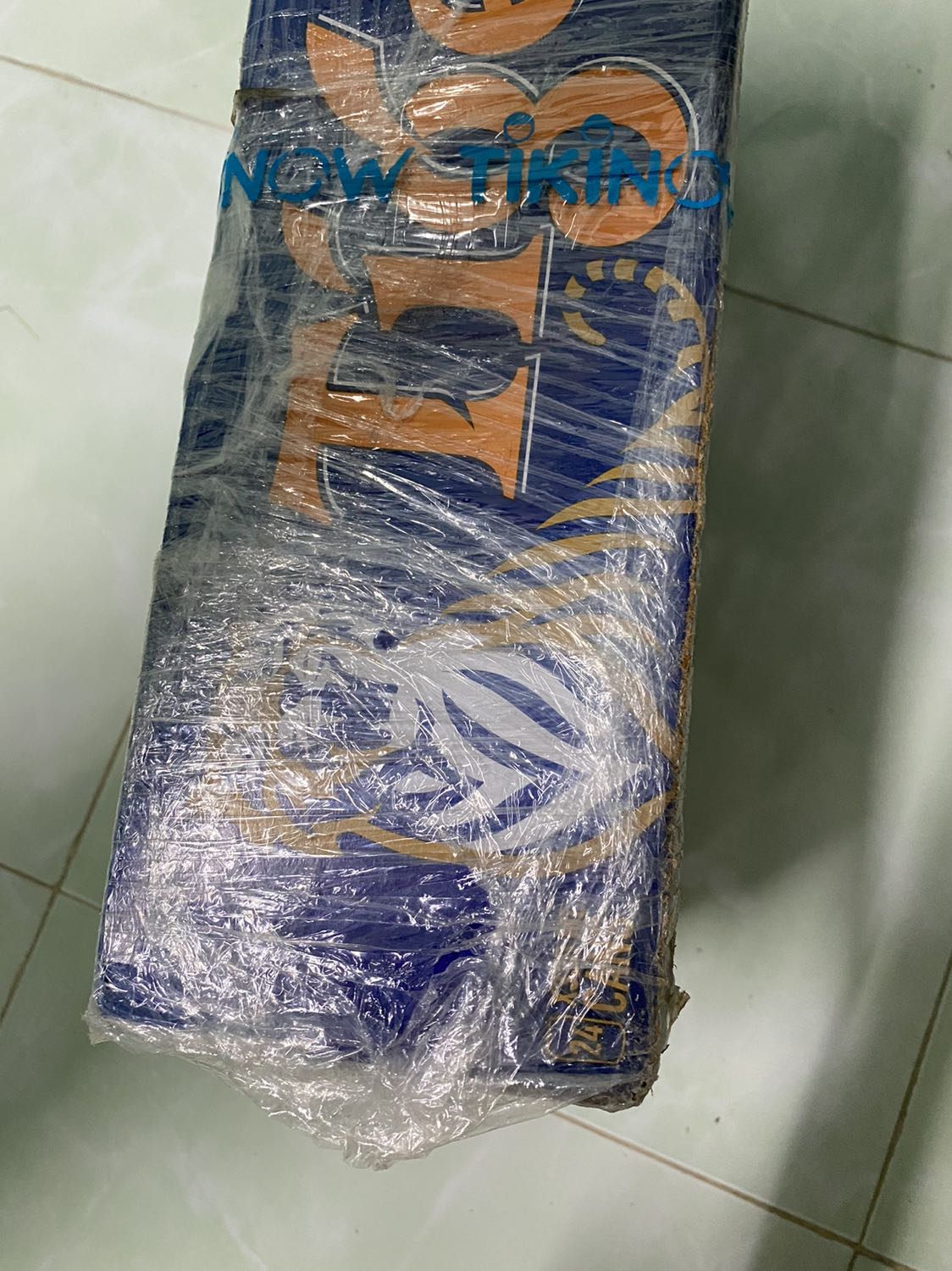 Xin phép cho mình đánh giá 1 sao cho chất lượng giao hàng của Tiki. Mình đặt từ 06/10 mà hôm nay 9/11 mới nhận được hàng sau khi liên tục gọi lên tổng đài hỏi về tình trạng đơn hàng để hối thúc. Dạo này Tiki giao hàng rất chậm. Mình từng là khách hàng rất trung thành với Tiki. Sau đơn này mình sẽ xoá app Tiki và dừng ủng hộ. Xin phép cho mình đánh giá 1 sao cho chất lượng giao hàng của Tiki. Mình đặt từ 06/10 mà hôm nay 9/11 mới nhận được hàng sau khi liên tục gọi lên tổng đài hỏi về tình trạng đơn hàng để hối thúc. Dạo này Tiki giao hàng rất chậm. Mình từng là khách hàng rất trung thành với Tiki. Sau đơn này mình sẽ xoá app Tiki và dừng ủng hộ.