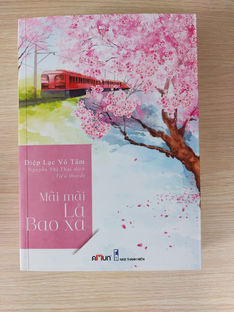 Nhìn mấy bn có bookmark, postcard và màng co làm mik pùn Tiki lắm lun ý!!!! Sách mik đặt chẳng có đầy đủ những thứ trên mà còn rách với dơ nữa chứ¡¡ Giao sớm hơn dự kiến nhiều nhưng chất lượng bên ngoài hok ok chút naof~~~ (-̩̩̩-̩̩̩-̩̩̩-̩̩̩-̩̩̩___-̩̩̩-̩̩̩-̩̩̩-̩̩̩-̩̩̩)
Bù lại thì dù sao mik mua vì nội dung bên trong nên hok giận đến nỗi đánh 1 seo. Tất nhiên là nội dung cún sách của Diệp Lạc Vô Tâm viết là khỏi phải bàn. Hay qué xá lun!!!!! Mong lần sau Tiki chú ý và cẩn thận hơn nhek.  ( ╹▽╹ )