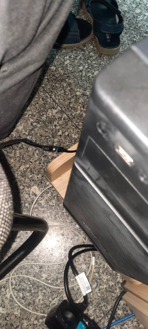 Shop không giải quyết trả hàng.