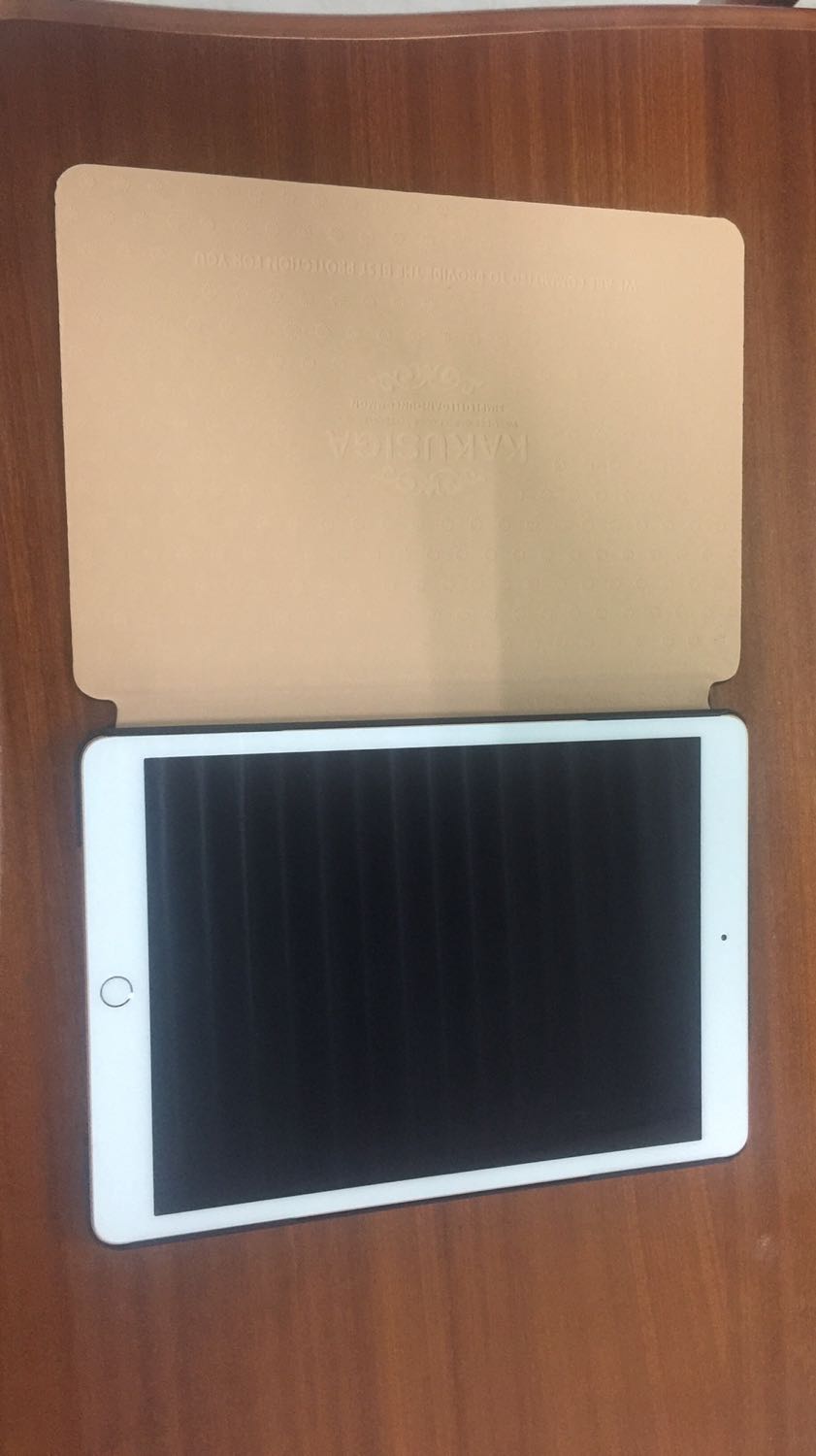 Hàng đẹp chất lượng tốt. Giao hàng nhanh hơn dự kiến. Sẽ tiếp tục ủng hộ Shop và Tiki.