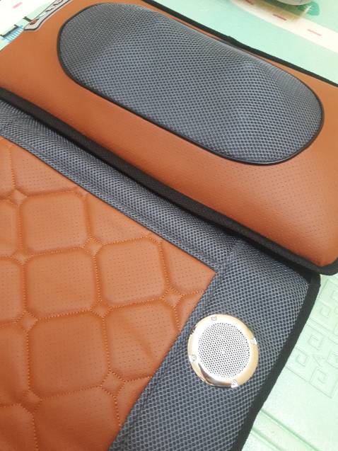 Đệm hoạt động tốt, chạy êm, có thêm loa bluetooth nghe khá hay. Đóng gói cẩn thận có bao bì thương hiệu rõ ràng, phiếu bảo hành đầy đủ nên khá yên tâm. Mình mới dùng thử buổi trưa nằm thích, thư giãn tốt. Cái này dùng buổi tối trước khi ngủ sẽ hợp lý hơm, giúp ngủ ngon. Vote 5*