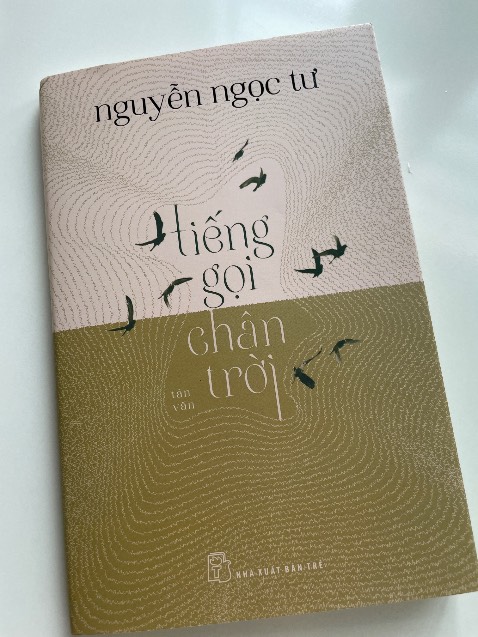 Cuốn này của cô Tư khá mỏng, nhưng hay lắm ạ!! Sách in chỉn chu lắm, Tiki giao siêu nhanh và đóng gói rất cẩn thận. Mình biết ơn Tiki nhiều ạ ❤️‍🩹❤️‍🩹