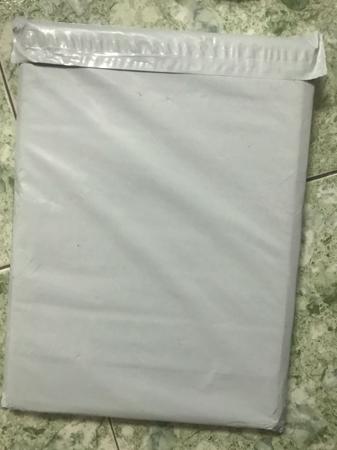 Giao hàng nhanh. Đóng gói kỹ. Sách rất đẹp, rất thích.