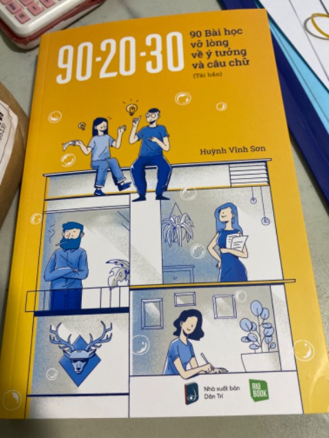 Sách đẹp, nội dung hay. Giao hàng khá nhanh, ở tỉnh lẻ nhưng chỉ mất 3 ngày để giao hàng . Tuy nhiên khâu đóng gói gây thất vọng lớn, đóng gói sơ sài, không có chống sốc làm cho sách bị móp méo