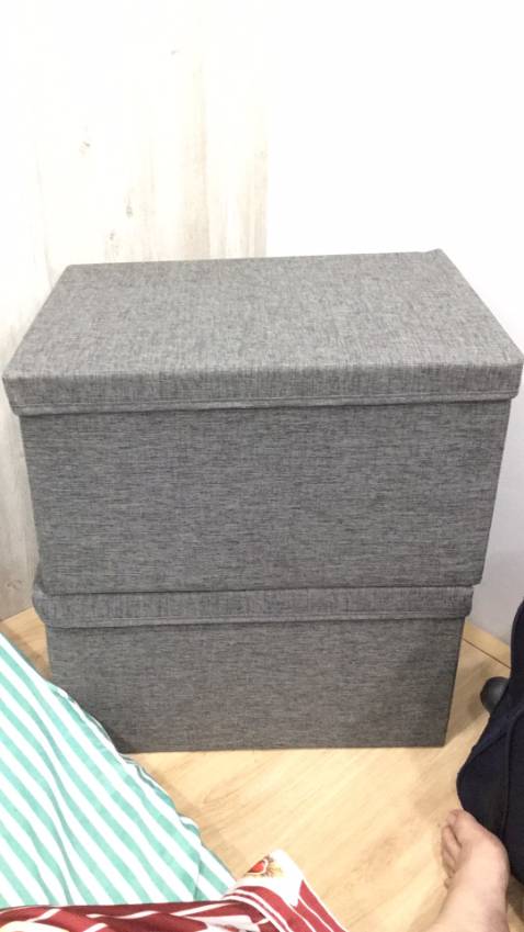 Giỏ xịn lắm ạ! 
Tiền nào của đó!rất ưng ý! 
Đã mua thêm vài cái nữa. Sản phẩm đẹp, cứng, xếp vừa vào ô tủ của mình. Giao hàng nhanh chóng
Hàng như hình, chắc chắn, đáng mua
Không bị mùi hôiiiii. Em vô cùng ưng