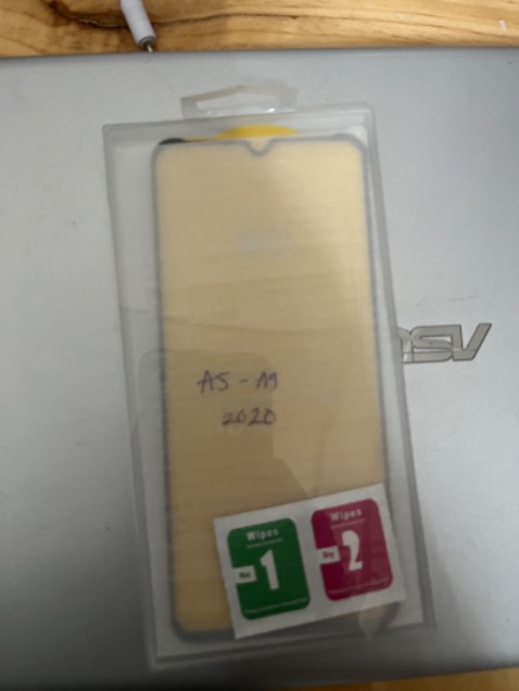 Ốp tốt, khít màn hình