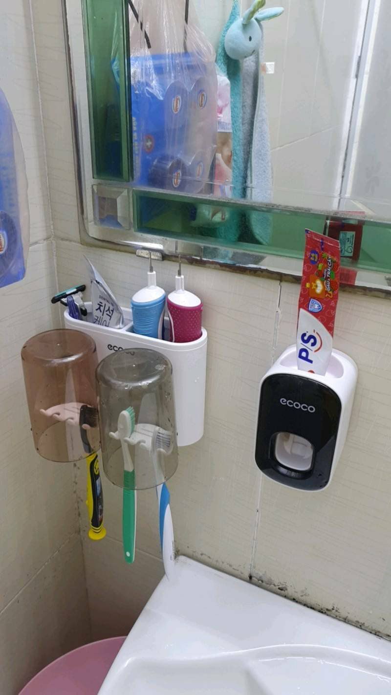 Đồ cua ecoco đẹp lắm mng ạ
Trc m mua bộ khắc đẹp nhưng khó vệ sinh
Nay bộ này nhỏ gọn dễ vs thichw lắm mng ạ mua đi mng