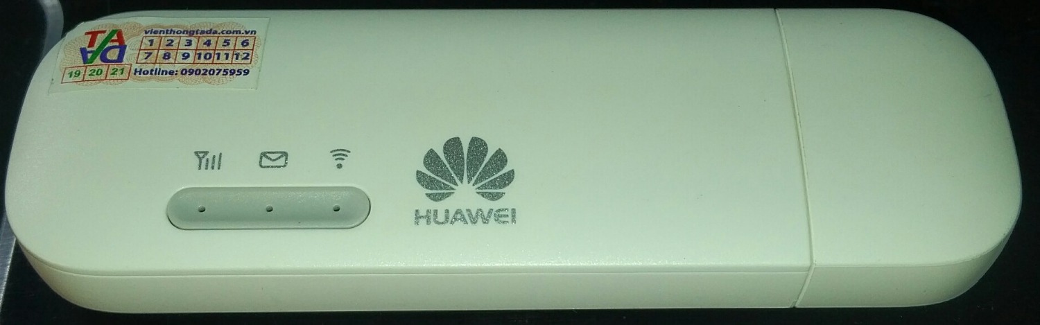 Sản phẩm nguyên hộp, rất đẹp, có tem Anh Ngọc như quảng cáo. Chi tiết sắc xảo. Cắm sim Mobi F500 lên 4G tốc độ nhanh và ổn định. Có cổng cắm anten ngoài, dạng anten đôi diversity. Có khe microSD.