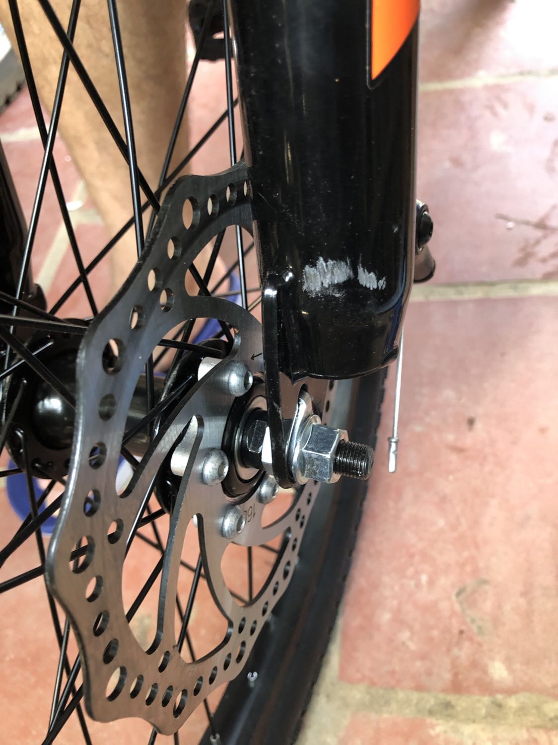 Sản phẩm chất lượng. Gửi hàng nhanh. Nhưng vận chuyển trầy xước mấy chỗ.