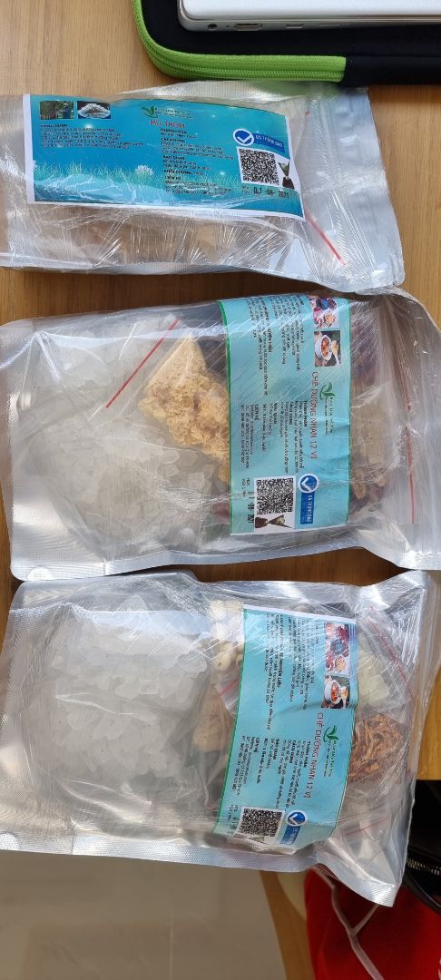 Tiki giao sớm hơn dự kiến 6 ngày luôn 😆 sản phẩm đóng gói cẩn thận, hạn sử dụng lâu 🙂 Nấu xong sẽ đánh giá chất lượng sản phẩm nha 🙃