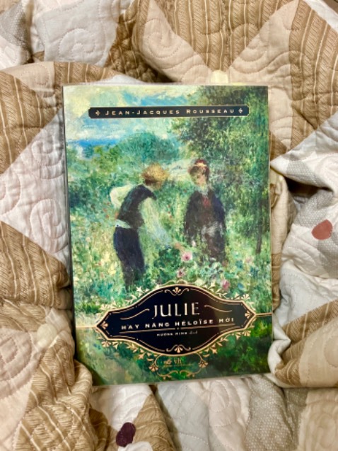 Một cuốn triết học về tình yêu, về giáo dục và nhân tính con người ẩn trong lớp một cuốn tiểu thuyết lãng mạn. Cảm giác như đang đọc Luận về Yêu của Alan de Bolton nhưng xuất sắc hơn, chi tiết hơn về tâm trạng của những người đang yêu nhưng trong các giai đoạn khác nhau của cuộc đời. Càng đọc sâu càng thấy bất ngờ vì những quan điểm nhân sinh trong cuốn này tân tiến không khác gì những cuốn self help mới lên kệ sáng hôm nay.

Nếu bỏ qua được trở ngại về độ dài cuốn sách (nên bỏ qua phần tựa) và sự uỷ mị ướt át có dụng ý ở những phần đầu tiên, thì sách là một cuộc hành trình người đọc khó có thể nào quên.