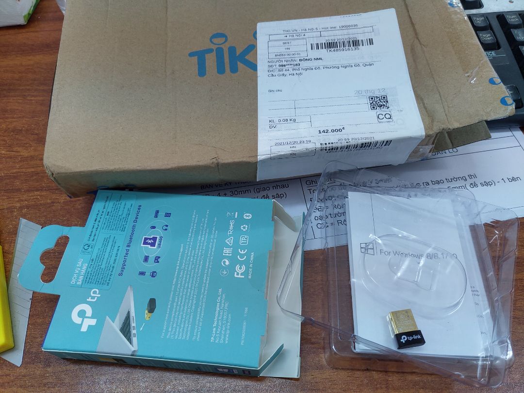 Giao hàng chậm máy ngày, nhận hàng thì lỗi  ko kết nối đc, gửi phản hồi thì tiki lại yêu cầu phải quay video khi bóc hộp. Đơn hàng có hơn 100k có nhất thiết phải như vậy không? Mình chụp ảnh như vậy còn chưa đủ để chứng minh sản phẩm lỗi hay sao? Nói chung tiki xử lý rất kém!