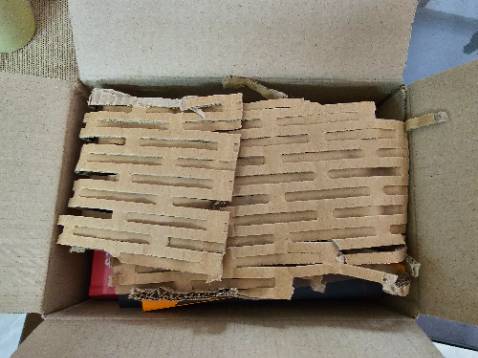 Về dịch vụ giao hàng và đóng gói của tiki thì ổn lắm. Nội dung thi các bạn nên tự trải nghiệm và có góc nhìn riêng.