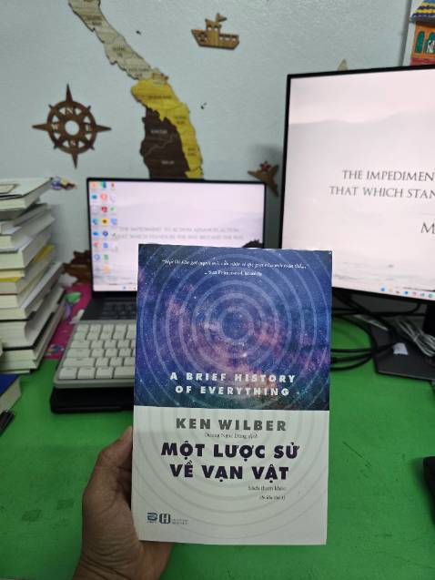 Mình biết đến cuốn sách qua video của TS Dương Ngọc Dũng (người dịch tác phẩm này).