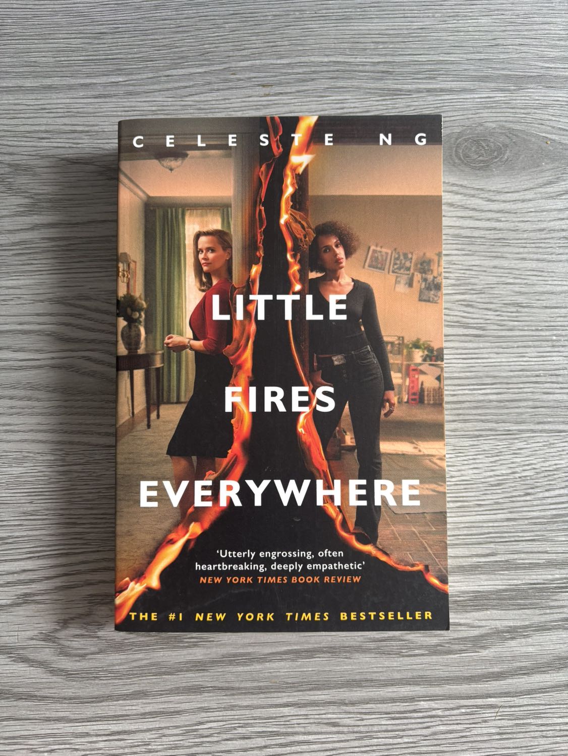 Bìa đẹp, giá sale cỡ 200