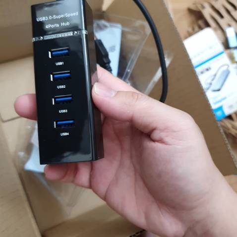 Mua 2 loại, loại này xài ngon bao nhiêu thì loại kia tệ bấy nhiêu