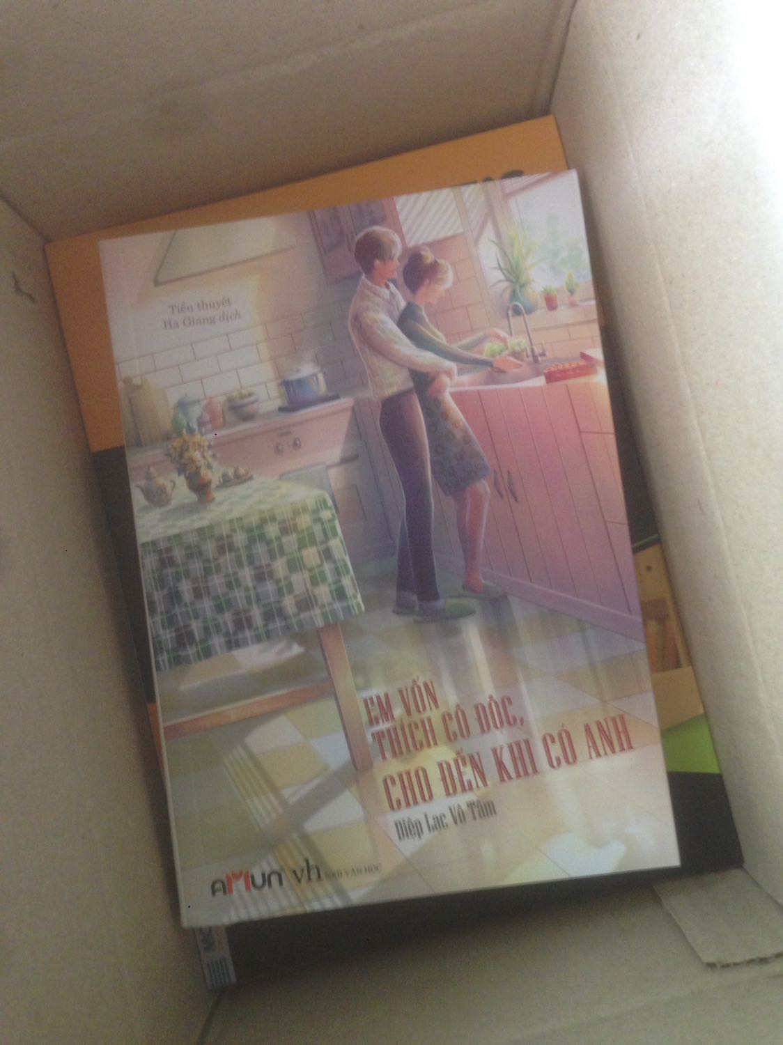 Lần này lại không hài lòng với Tiki nhiều như lần trước nữa...sách không có bọc lại để bảo vệ lại không có postcard như trên quảng cáo sản phẩm?? mong Tiki sẽ kĩ càng hơn ở lần sau...mình còn một đơn hàng nữa mong Tiki bổ sung thêm pótcard ở đơn hàng ấy☘️