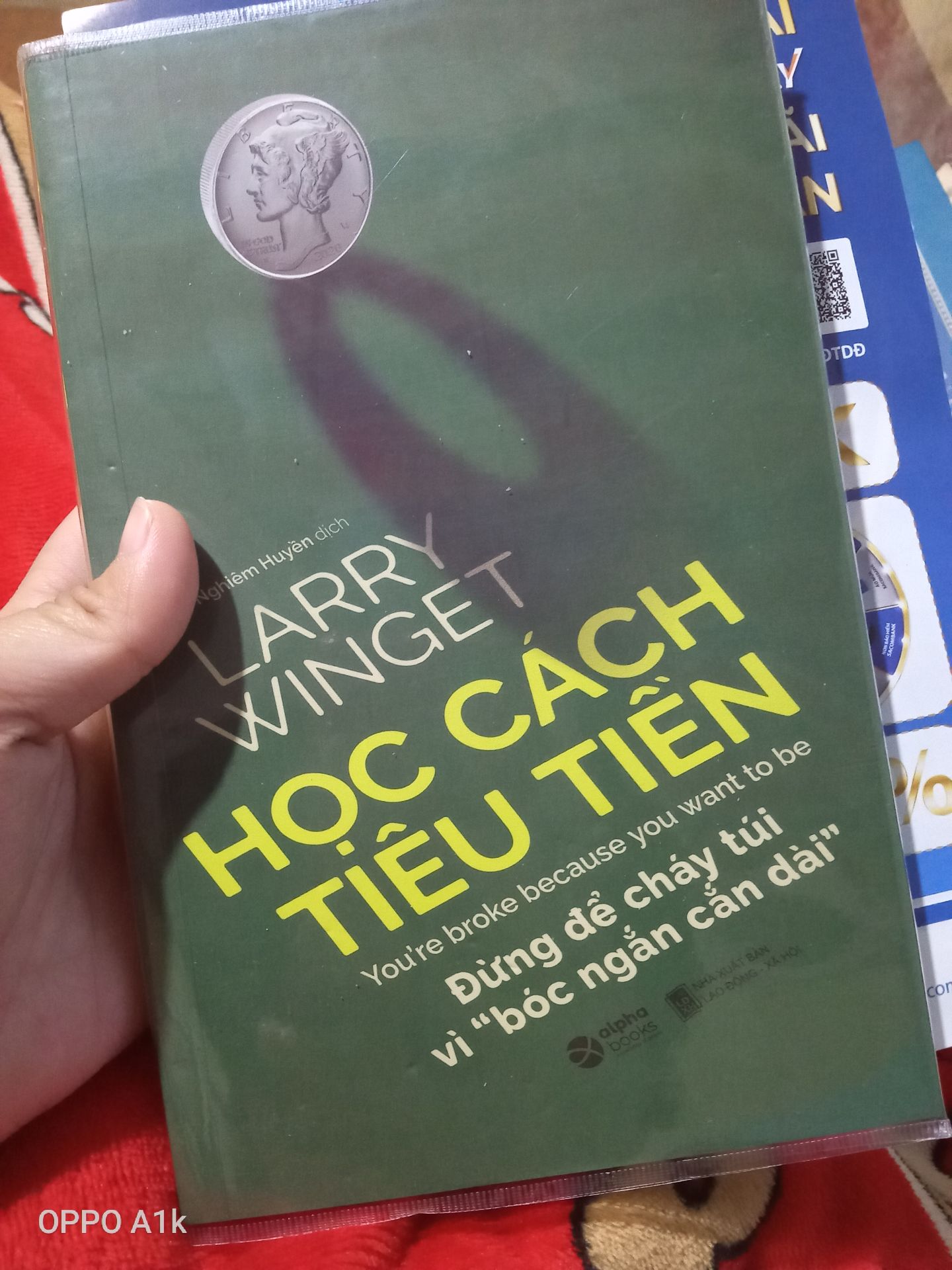 Review sách Học cách tiêu tiền của nhà văn Larry Winget 1 Học Cách Tiêu Tiền (Tái Bản 2018) | Sống Official | Tiki