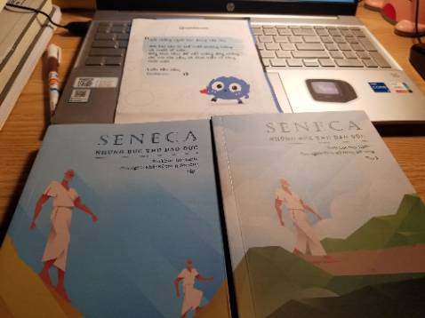 Giao hàng nhanh, bọc gói cẩn thận. Nội dung sách thì khỏi bàn rồi. Cám ơn Spiderum nhé ❤