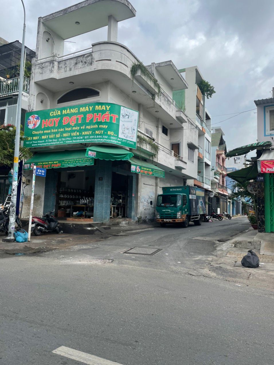 sản phẩm đúng như mô tả
giao hàng nhanh
nhưng cảm giác xài ko thấy có tác dụng ji mấy