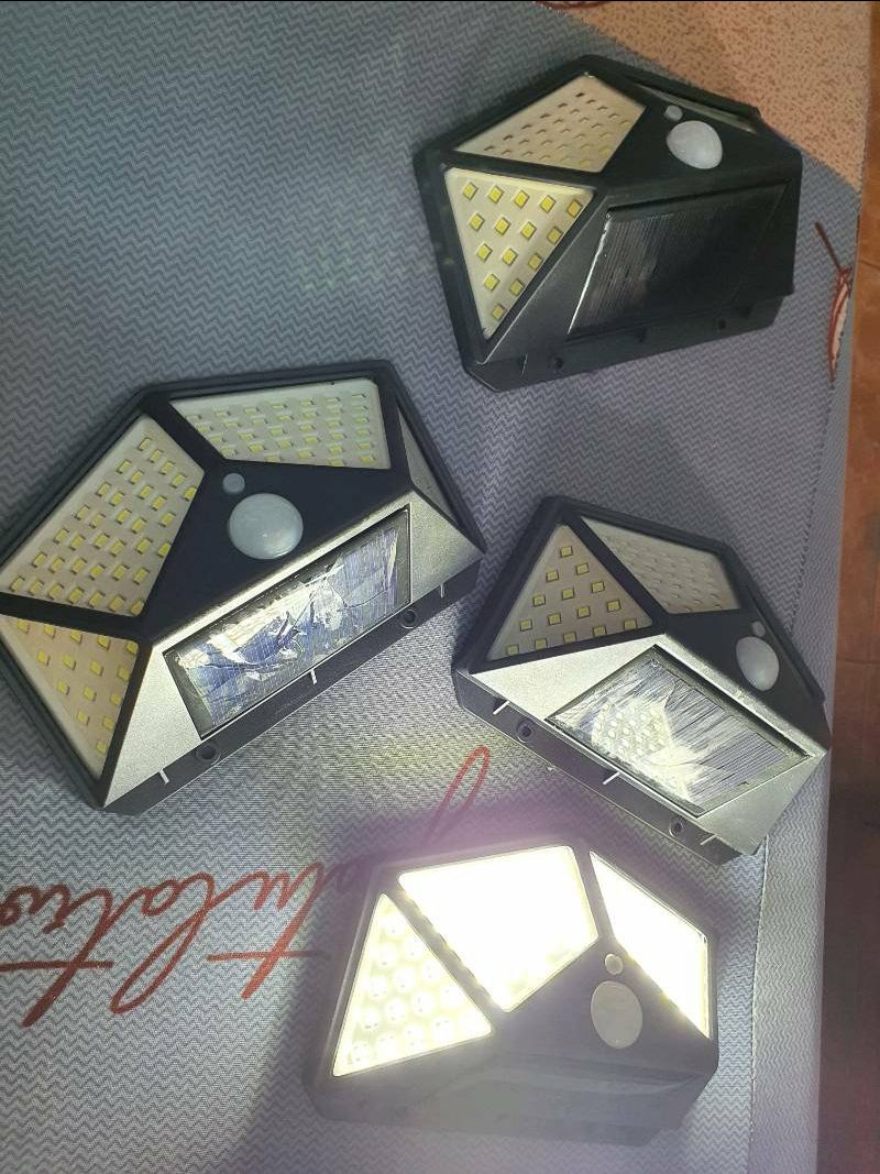 Hàng đúng như mô tả, giá rẻ hợp với giá tiền. Mua lần bốn cái luôn