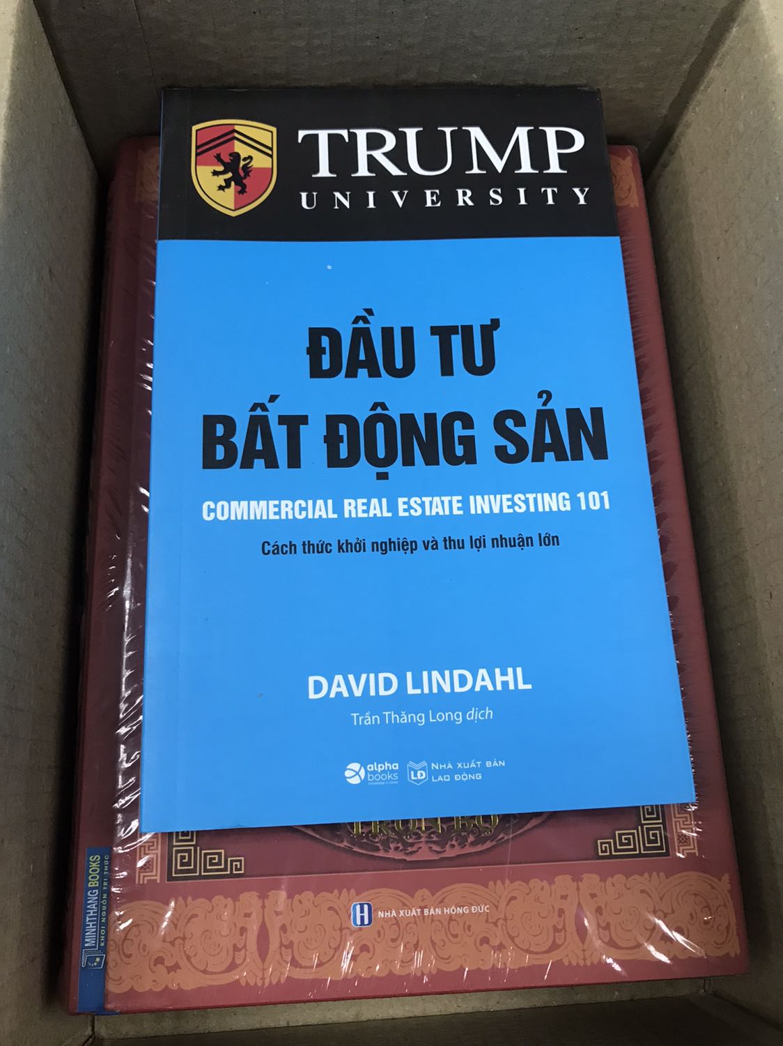 Vui vì nhận hàng trong ngày