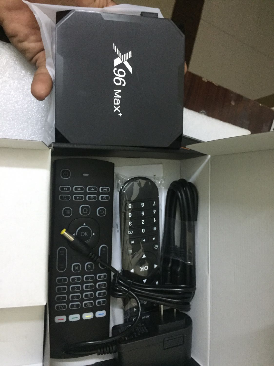 Đã nhận hàng, đóng gói chắc chắn. Đẹp xài ok. Độ bền để thời gian trả lời.