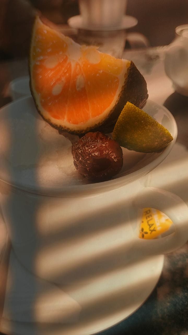 nếu là một người yêu thích văn học thì bạn không thể bỏ qua tác phẩm phê bình văn học của hoài thanh(•‿•)