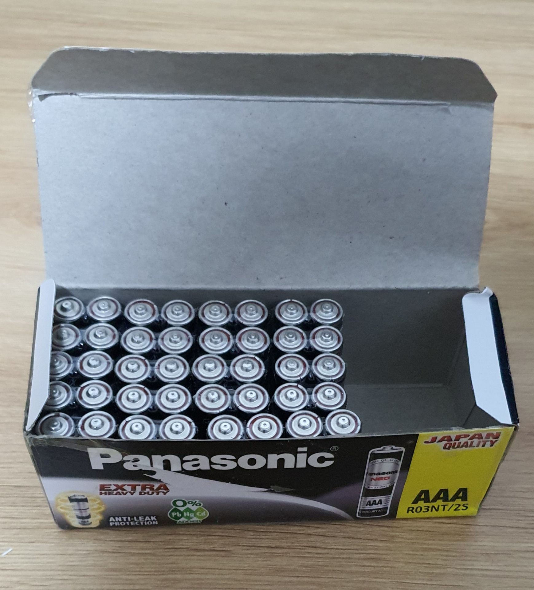 Shop gói hàng và chèn lót kỹ, mình nhận đủ hàng, cảm ơn shop rất nhiều.