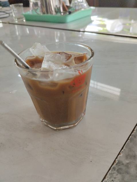 Uống ngon, thơm, sáng dậy làm biếng pha bằng nước lạnh uống luôn, vẫn tan và ngon 😆