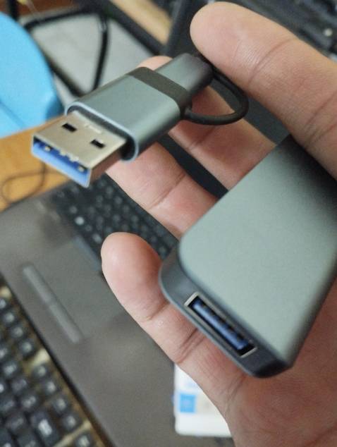 Hàng chuẩn, truyền dữ liệu rất nhanh, tốc độ truyền ổn định. Vỏ hợp kim nhôm tản nhiệt tốt chạy cả ngày mà không thấy nóng. Rất tốt!