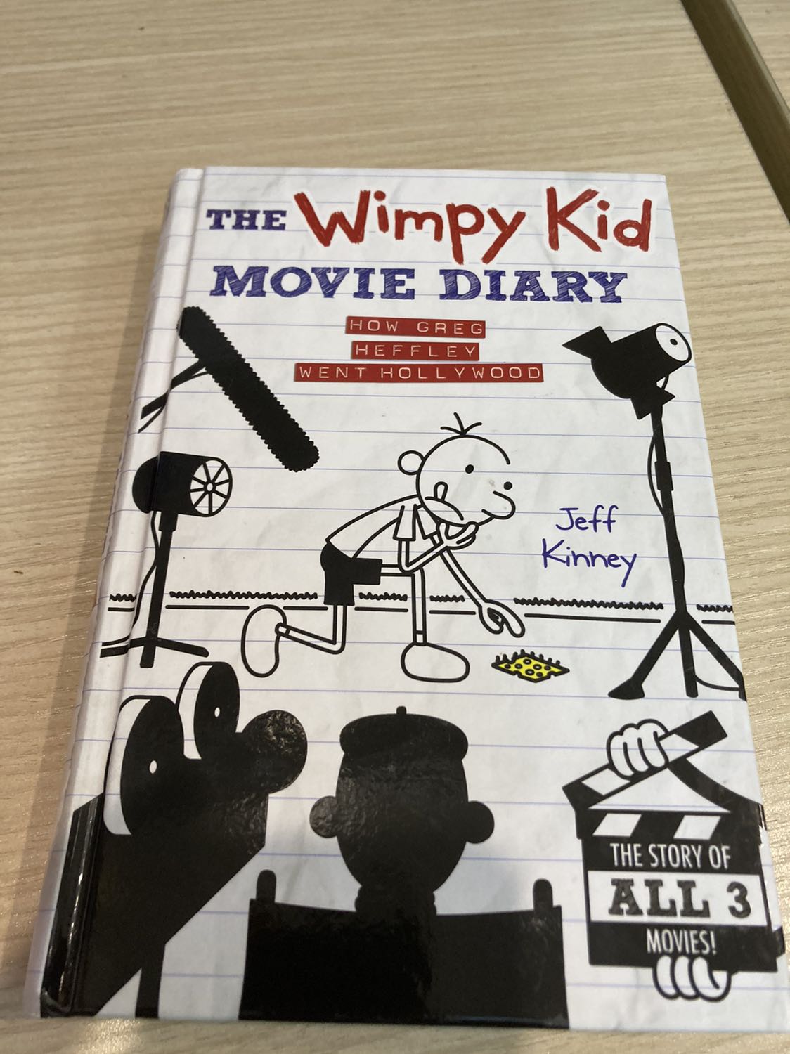 Sách đẹp. Bìa cứng, giấy trong bóng