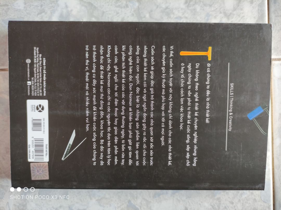 Tiki giao hàng rất nhanh. Chỉ sau một ngày đặt hàng đã nhận được sách. Sách còn mới, không có dấu hiệu đã qua sử dụng, ₫ược xuất bản năm 2021. Nội dung cuốn sách thật sự rất hay. Hy vọng nếu có dịp thì mình sẽ tiếp tục mua sách ở Tiki.
