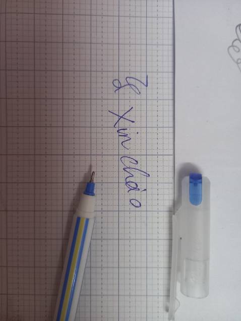 Nét mực đẹp, mực ra đều, viết trơn và êm tay cực kì.