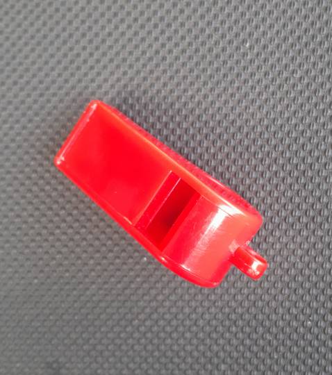 Còi nhỏ nhưng tiếng to ok