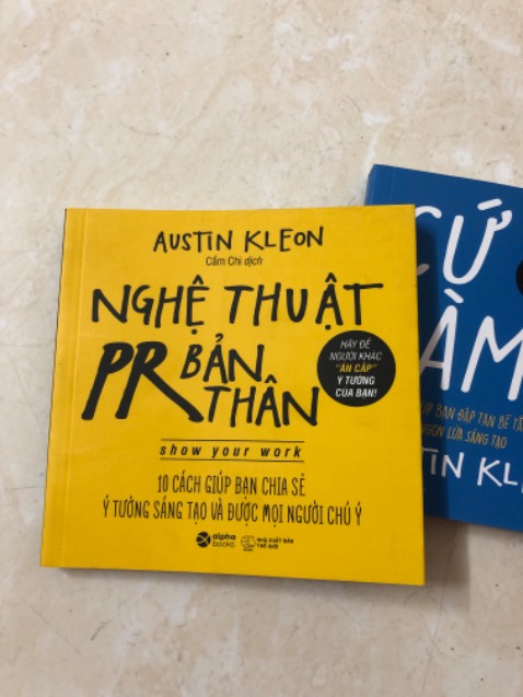 Sách ok, giấy ruột hơi mỏng nhưng với giá này thì ok rồi