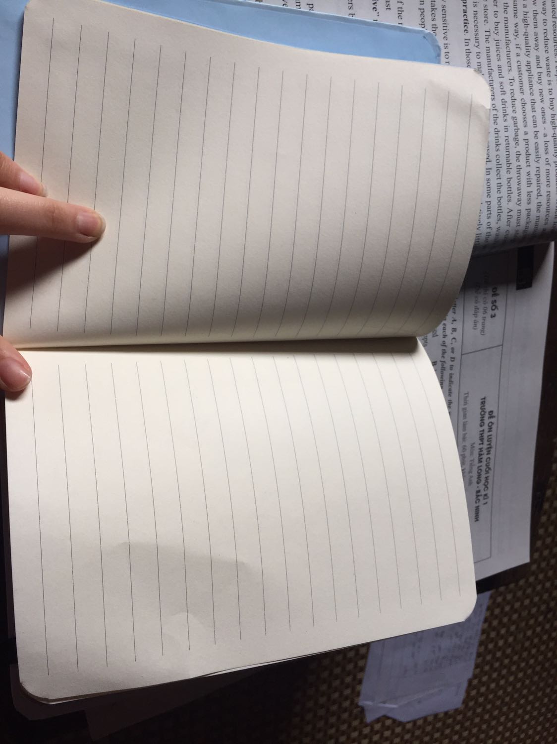 Thật bất ngờ về quá trình vận chuyển của tiki nha hôm qua mình mới đặt hàng thôi mà nay đã được rồi
Sách nhỏ nhỏ xinh xinh dễ dàng mang theo người nha nói tóm lại là mình rất là ưng luôn nè ❤️