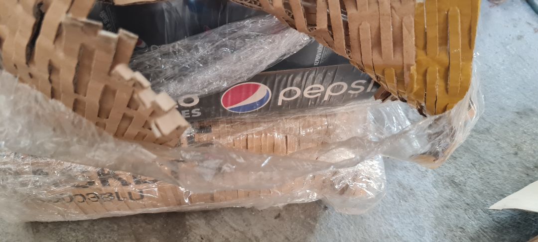 mua hàng được kèm quà tặng nên rất thích . nhưng khi đặt mua bà con nên cân nhắc giá thị trường với giá online và kiểm tra xem có được miễn phí ship không , quà tặng kèm theo sẽ đội giá sản phẩm lên . nên so sánh cân nhắc trước khi đặt mua . mỗi thời điểm mỗi giá nếu có thời gian thì nên canh thời điểm phù hợp rồi hãy chốt giá nhé !