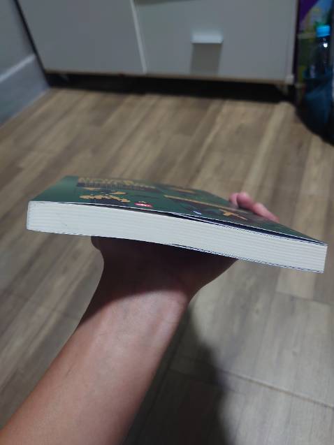 Sách rất mới. Nội dung câu từ đọc rất dễ hiểu, có các hình minh hoạ kể cả con nít đọc cũng bổ ích luôn. Tuy giờ có thể search vài phút là ra các cách sinh tồn, ứng phó với các tình huống nguy hiểm nhưng đọc sách nó dễ nhớ lâu hơn ấn tượng hơn. Mình ở đồng nai 9h tối nay đặt, 9h sáng mai có sách! Giao hàng siêu siêu nhanh. 10đ