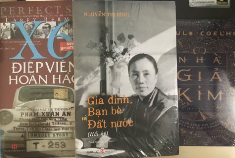 Nội dung chưa đọc nên chưa dám bình luận.
Cuốn sách được bọc màng co cẩn thận. Sách được in ấn rất đẹp.
Giao hàng nhanh và được bọc kỹ càng. Điểm 10 về dịch vụ giao hàng.
