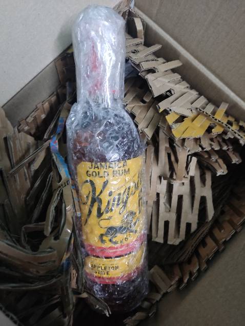 Đóng gói cẩn thận, giao hàng nhanh.