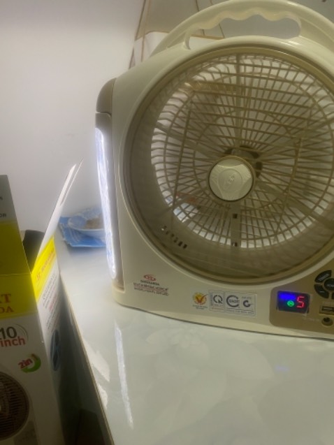 Đúng mẫu , đã sài thử hơn 4 tiếng vẫn chạy bình thường  , chờ hết pin sẽ *** sạc . Sản phẩm đẹp đongs gói chuản .