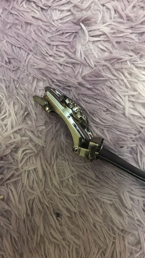 Thắt lưng đẹp đấy. Da mềm bóng. Đường may cẩn thận chắc chắc với kiểu may bo ttonf lộn vào trong rất ưng ý. Dây da dài mình phải cắt bớt một đoạn đeo cho vừa. Mặt đẹp trông tinh tế. Giá cả phải chăng chất lượng tốt tăng shop 5 sao. Thắt lưng đẹp đấy. Da mềm bóng. Đường may cẩn thận chắc chắc với kiểu may bo ttonf lộn vào trong rất ưng ý. Dây da dài mình phải cắt bớt một đoạn đeo cho vừa. Mặt đẹp trông tinh tế. Giá cả phải chăng chất lượng tốt tăng shop 5 sao.