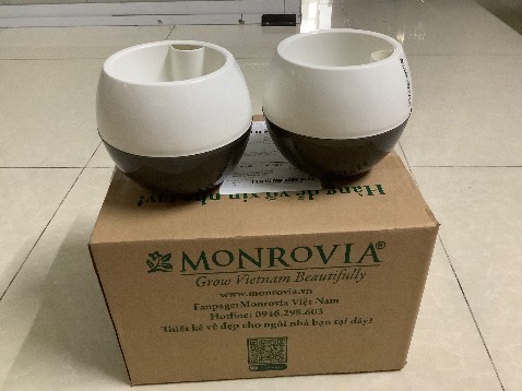 Nhựa cứng cáp, hàng đẹp, đóng gói kĩ không vỡ. Hộp đựng hàng rất ưng.