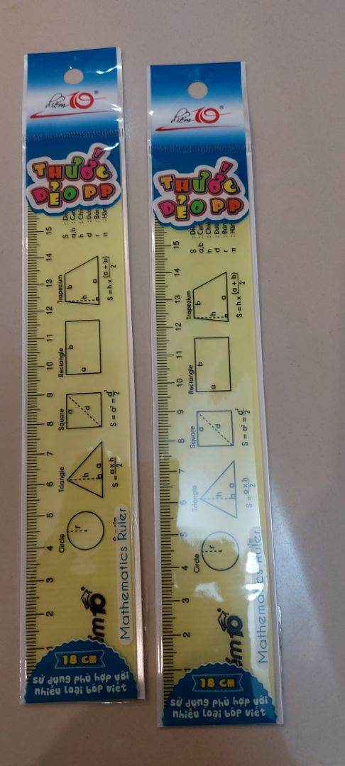 thước nhựa dẻo, nhỏ gọn cho các bé mang đi học, mình hay mua loại này cho con vì nhẹ & bền, xài tốt